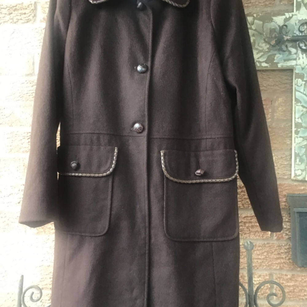 Cashmere Coat - Picture 9 of 16